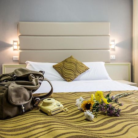 Hotel Gran Sasso & Spa Терамо Екстериор снимка