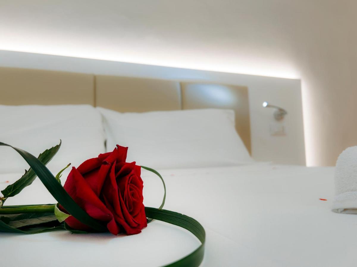 Hotel Gran Sasso & Spa Терамо Екстериор снимка